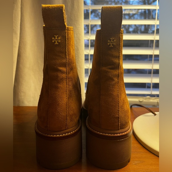 Tory Burch Suede Booties; Size 8M - Picture 5 of 6